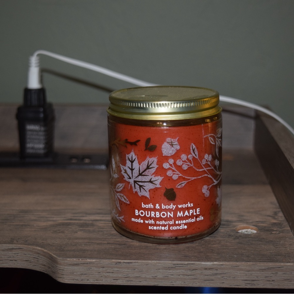 bourbon maple single wick candle bath and body works